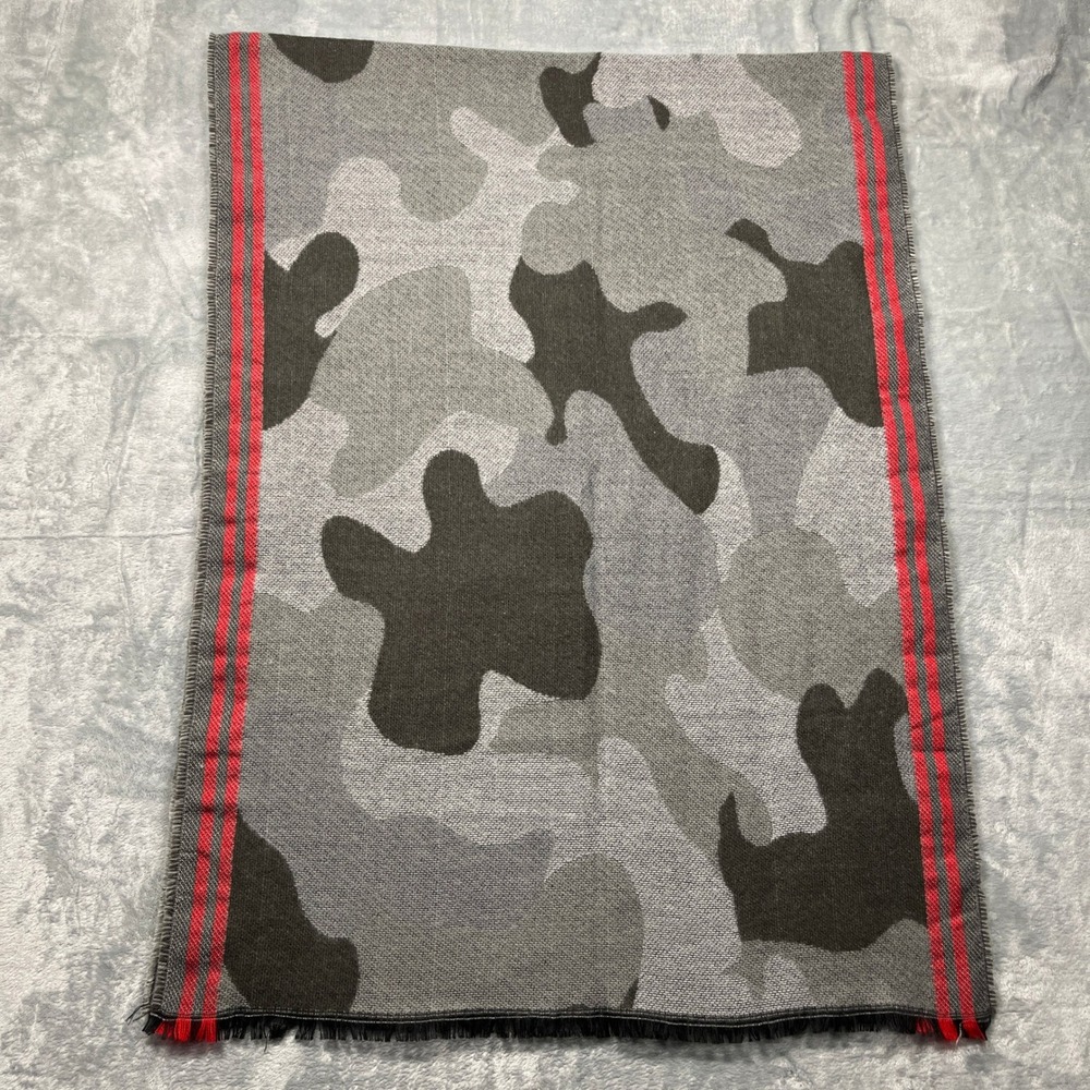 Studio‎ Scarf Grey Camo Red Stripe Fringed Knit Rectangular Wrap